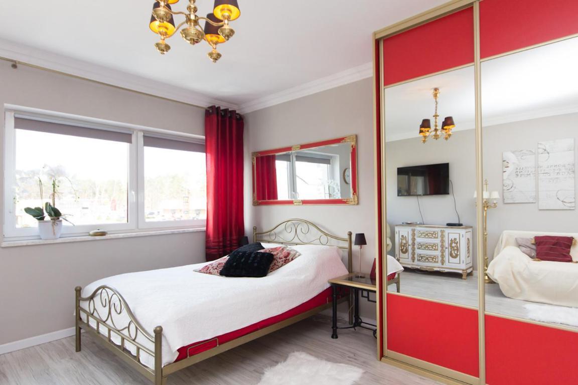 Sloneczne Apartamenty سفينويتشي المظهر الخارجي الصورة