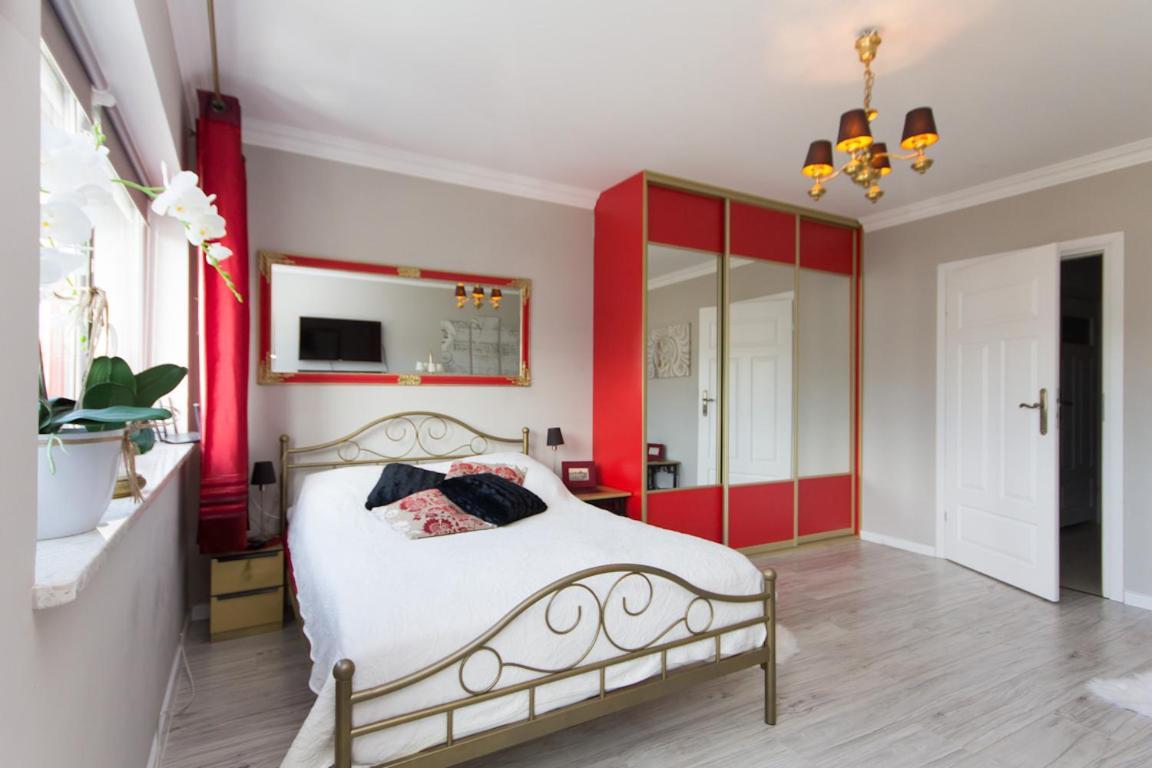 Sloneczne Apartamenty سفينويتشي المظهر الخارجي الصورة