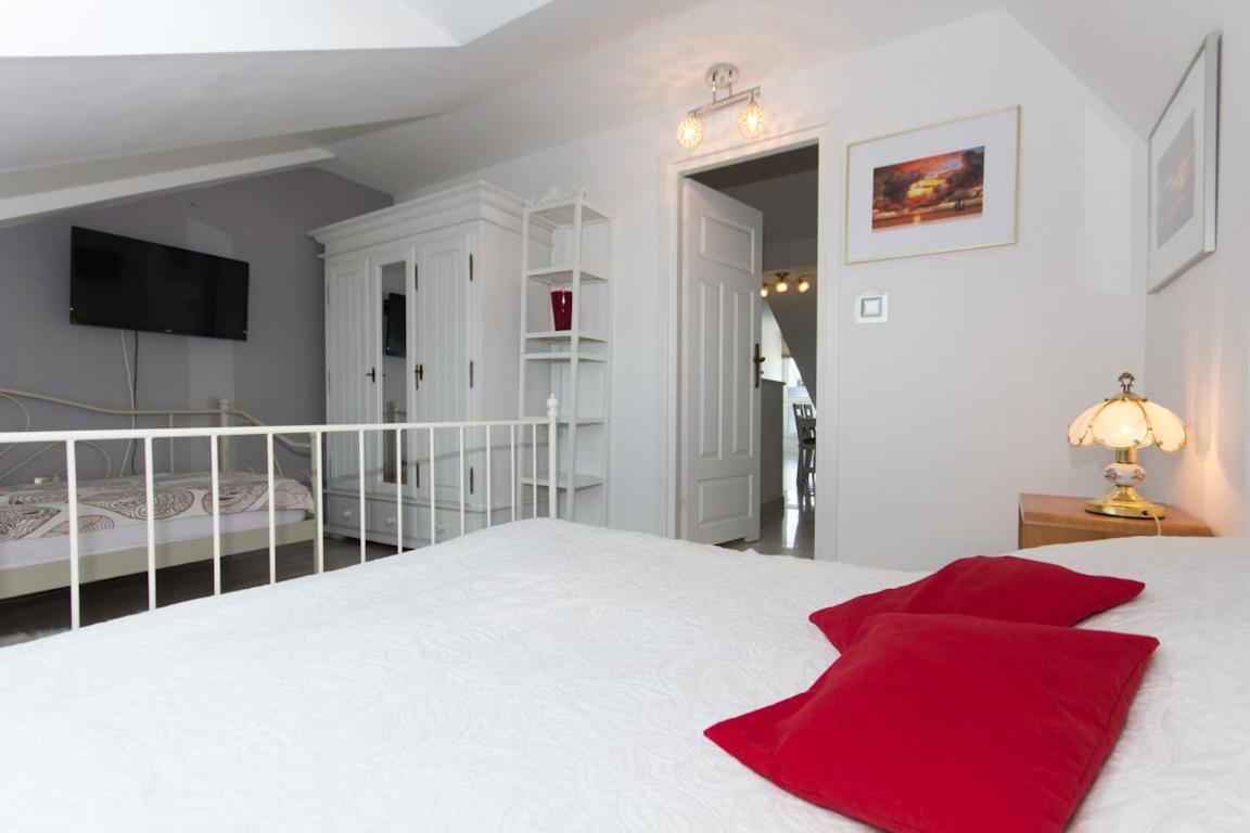 Sloneczne Apartamenty سفينويتشي المظهر الخارجي الصورة